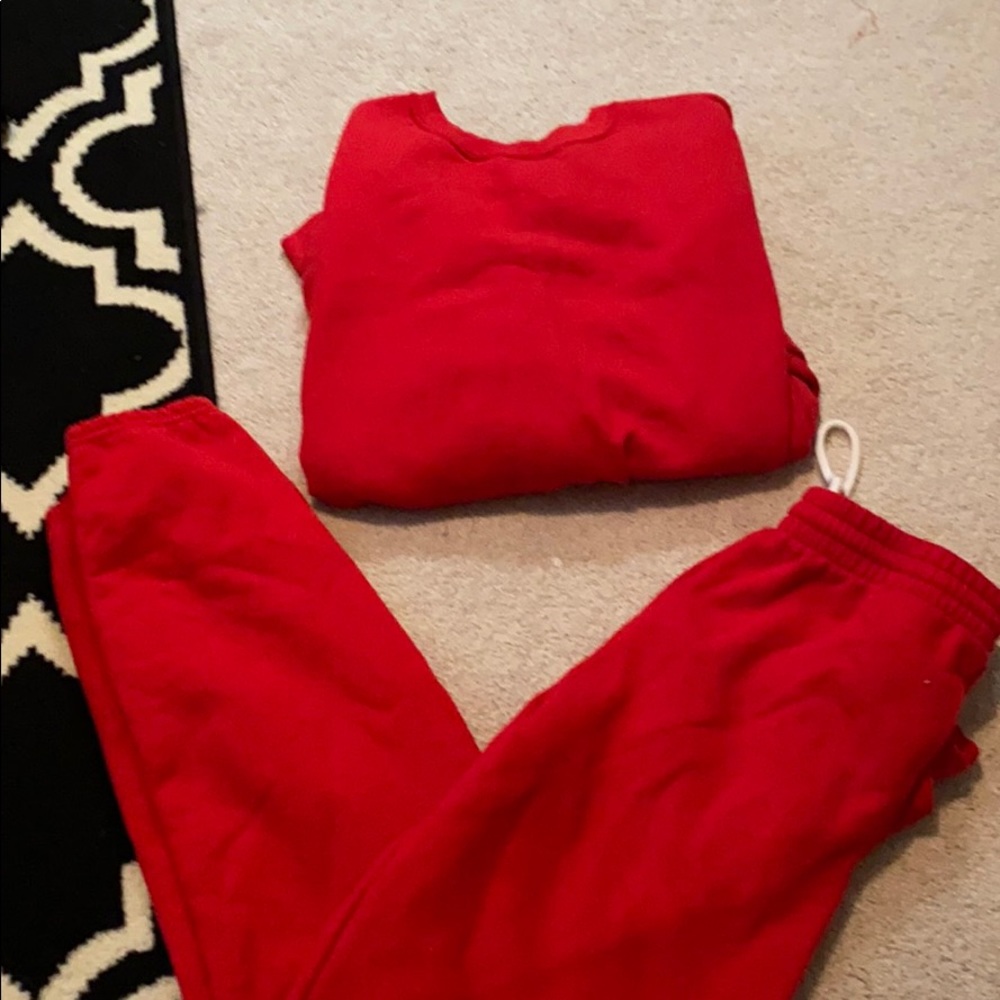 Red sweat pants set